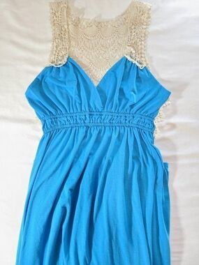 Turquoise Maxi Dress Lace Back Boho Sleeveless V Neck Size S Flowing